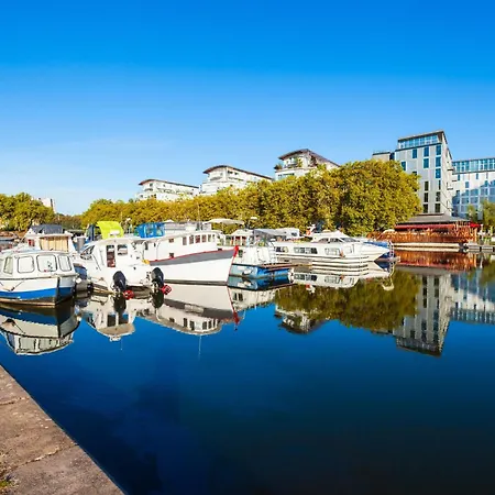 En Centre-ville Et Face A L'erdre * Nantes